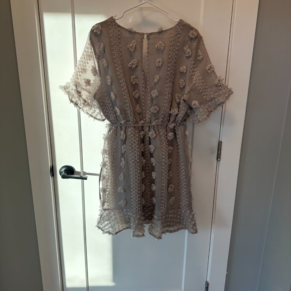 Dot Wrap Dress Gray Texture Large - Picture 6 of 6